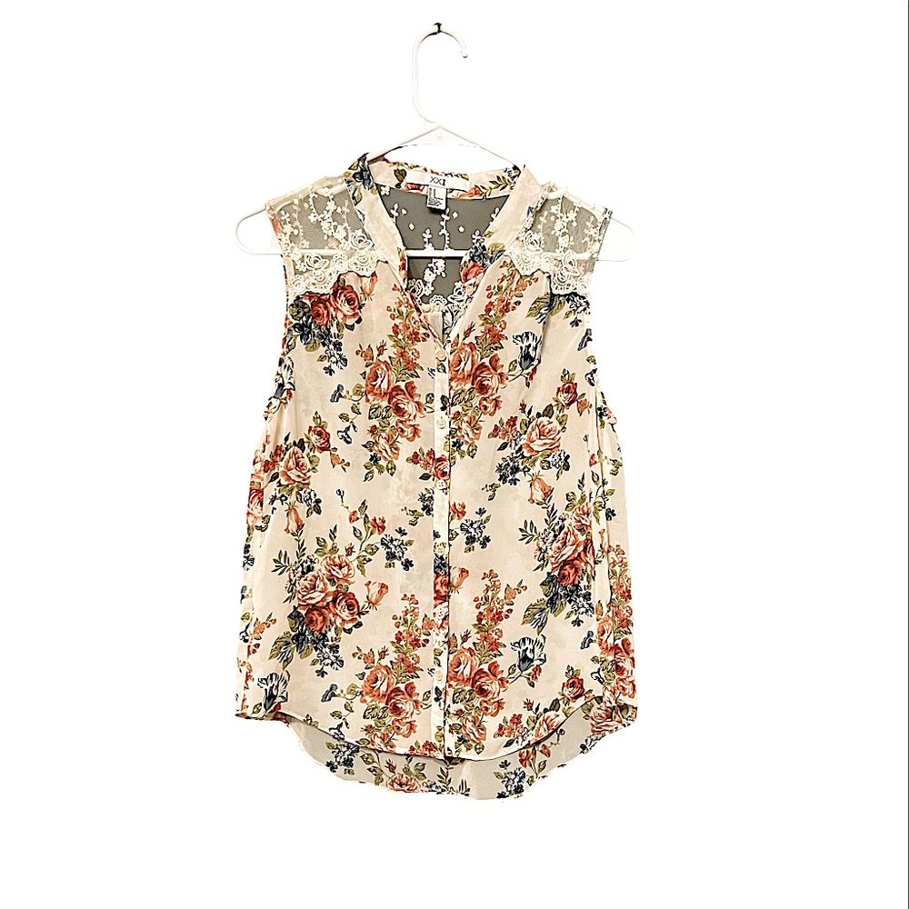 Forever 21 Floral Tank Top Blouse with Lace